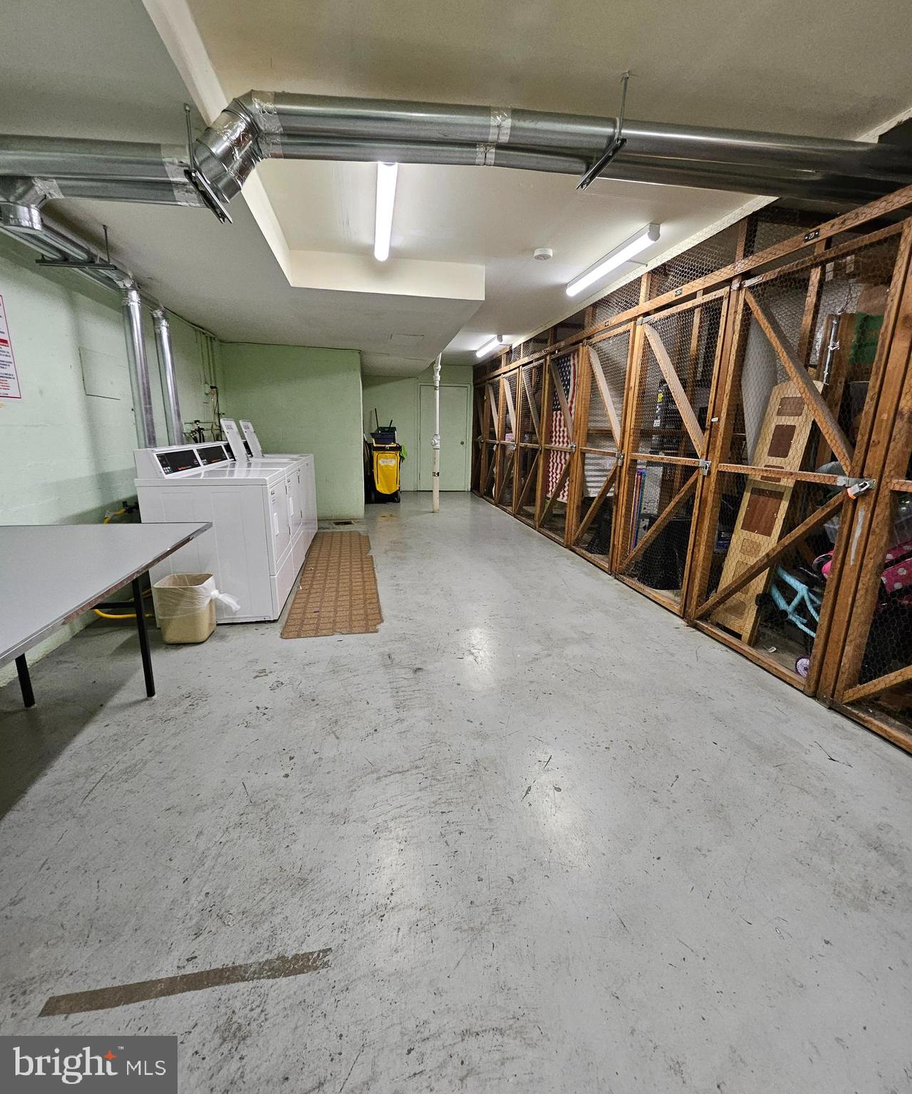 4100 DANIELS AVENUE 201