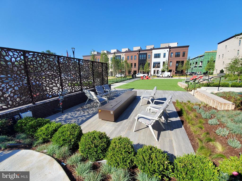 7510 SAWYER FARM WAY