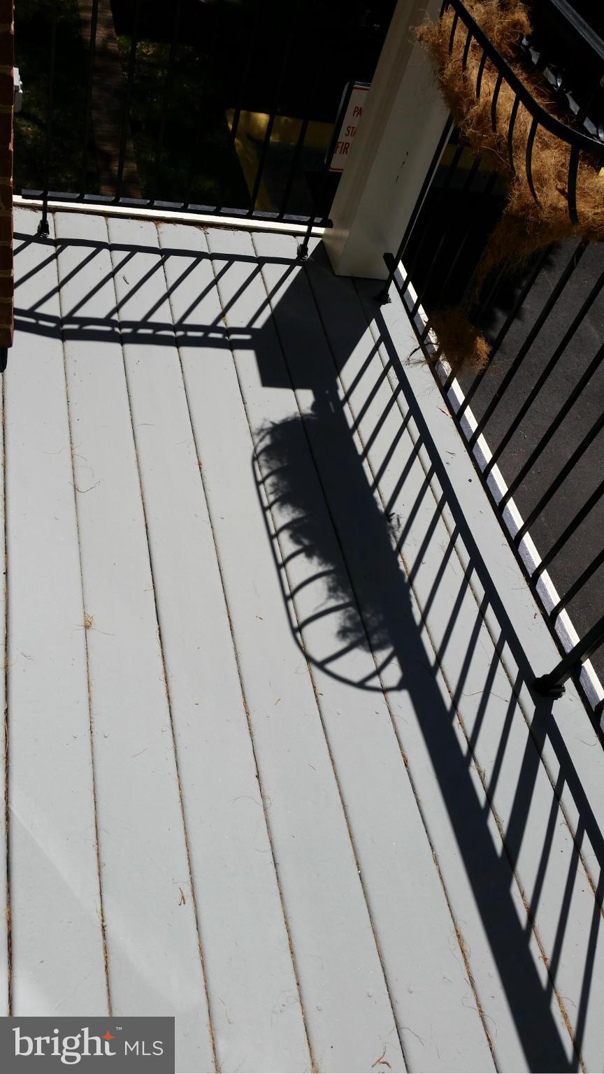 1632 COLONIAL HILLS DRIVE