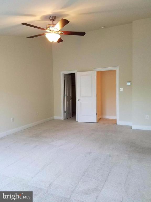 5985 MEADOW BROOK DRIVE