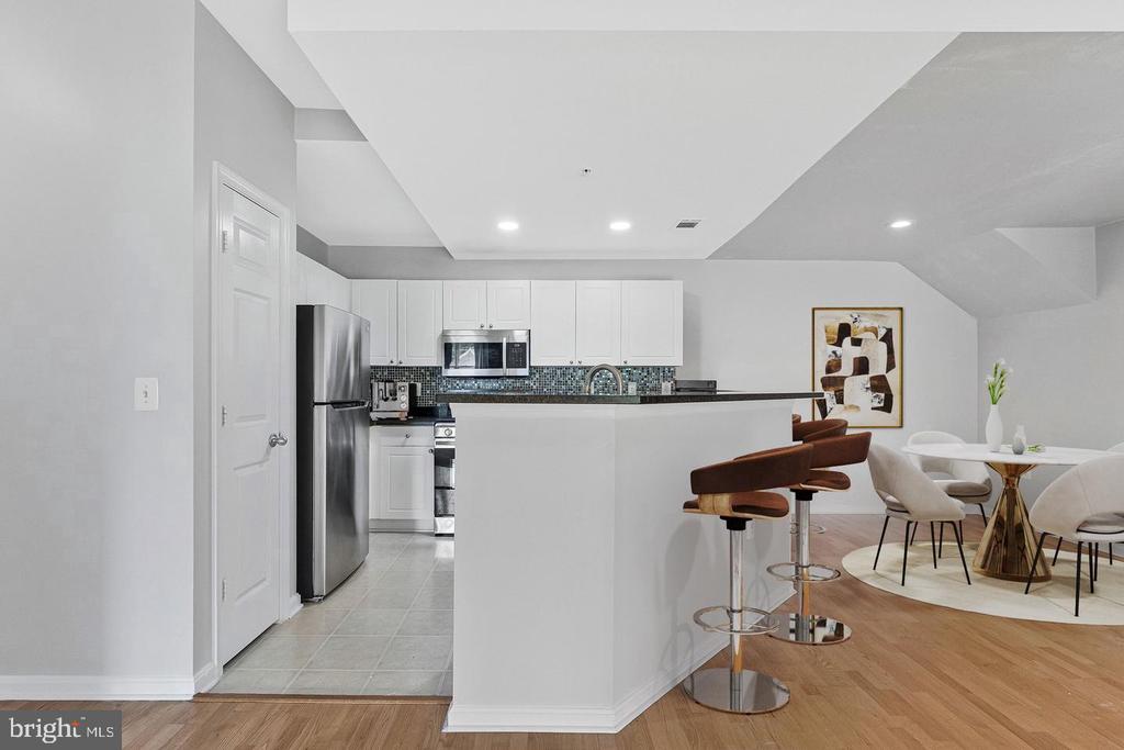 11355 ARISTOTLE DRIVE Unit: 8-413
