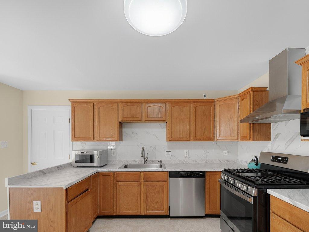 4047 WHITE HAVEN DRIVE