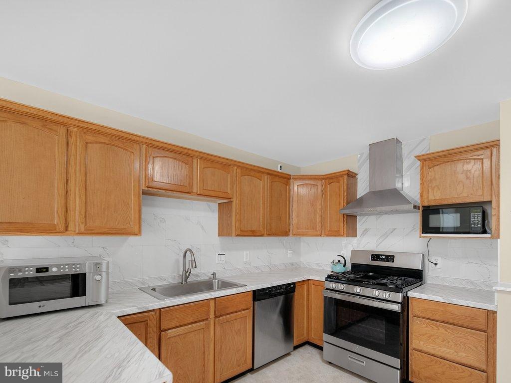 4047 WHITE HAVEN DRIVE