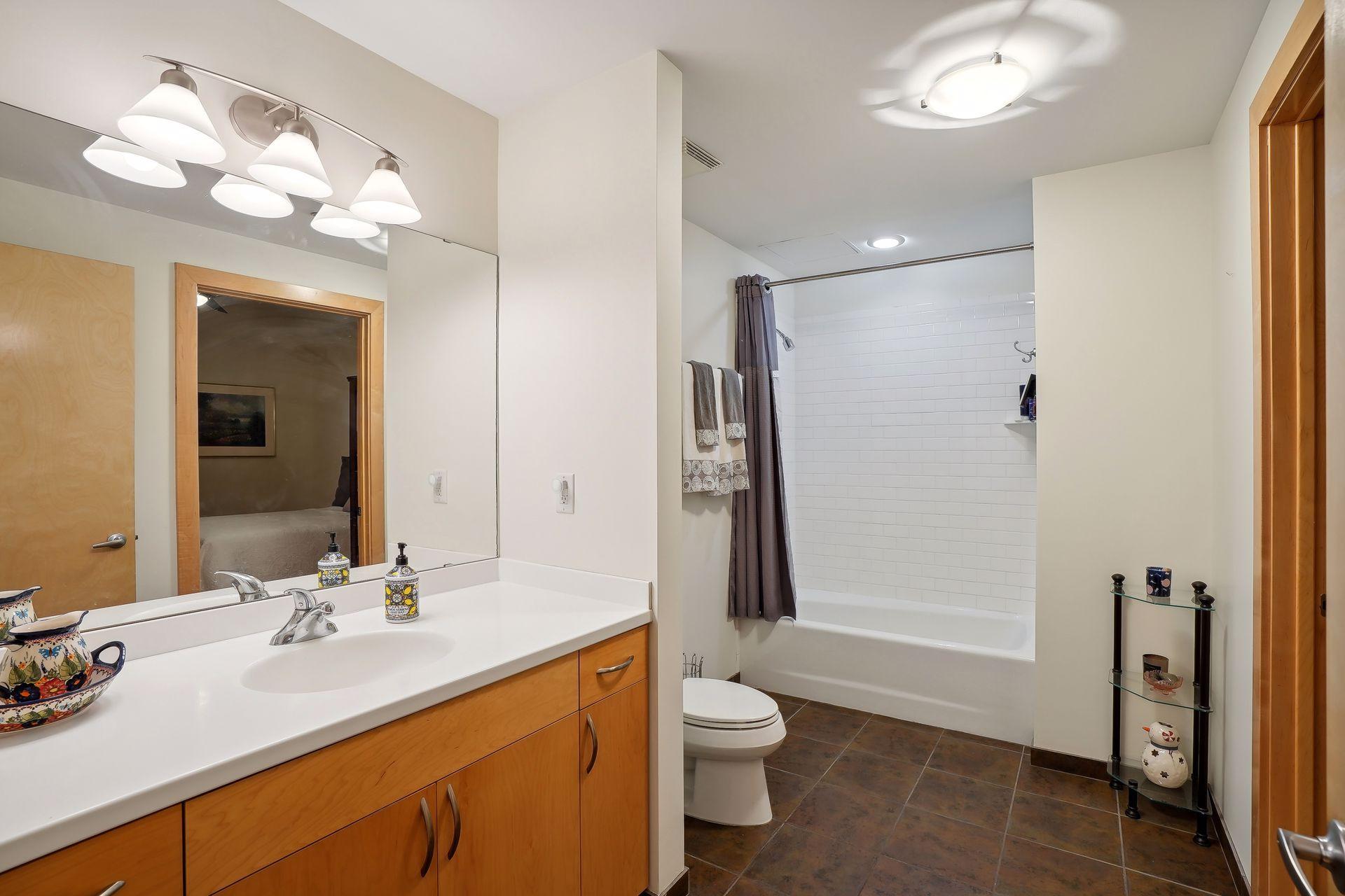 401 N 2nd Street Unit: 104