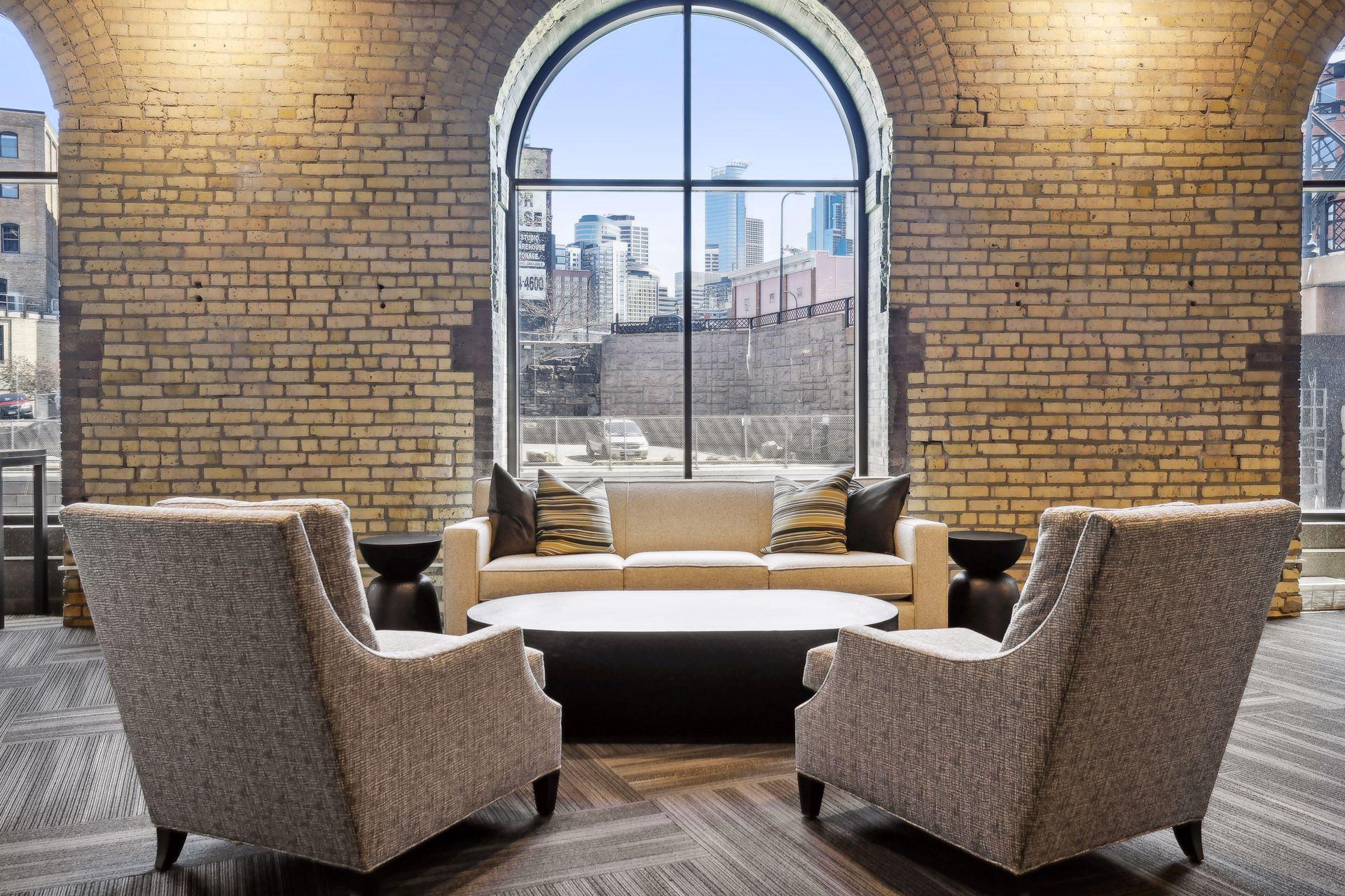 401 N 2nd Street Unit: 423