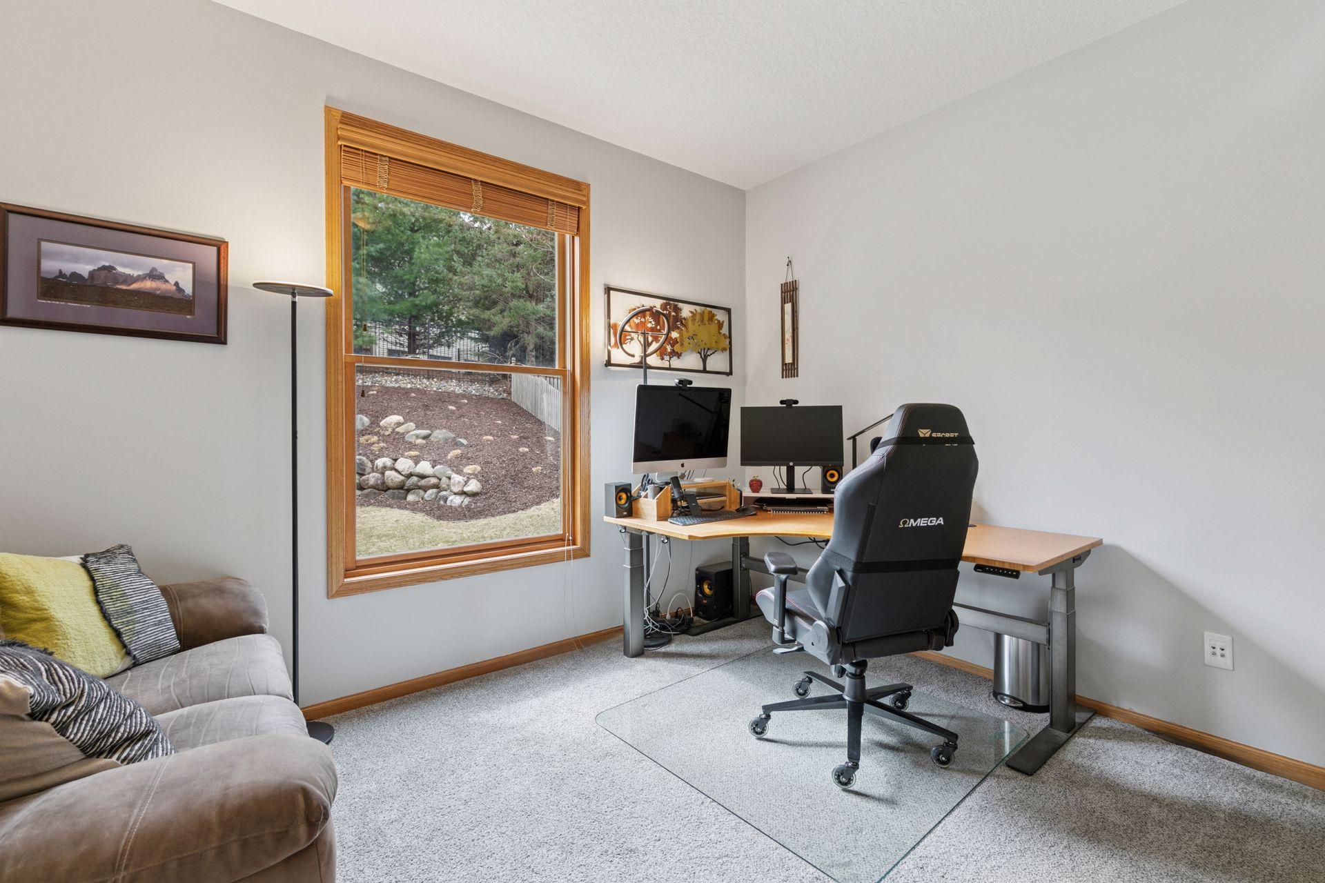 1492 Pinetree Pass