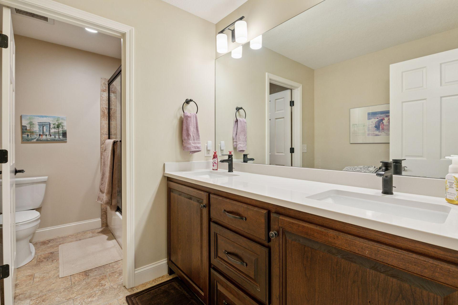 1182 Lexington Ridge Court