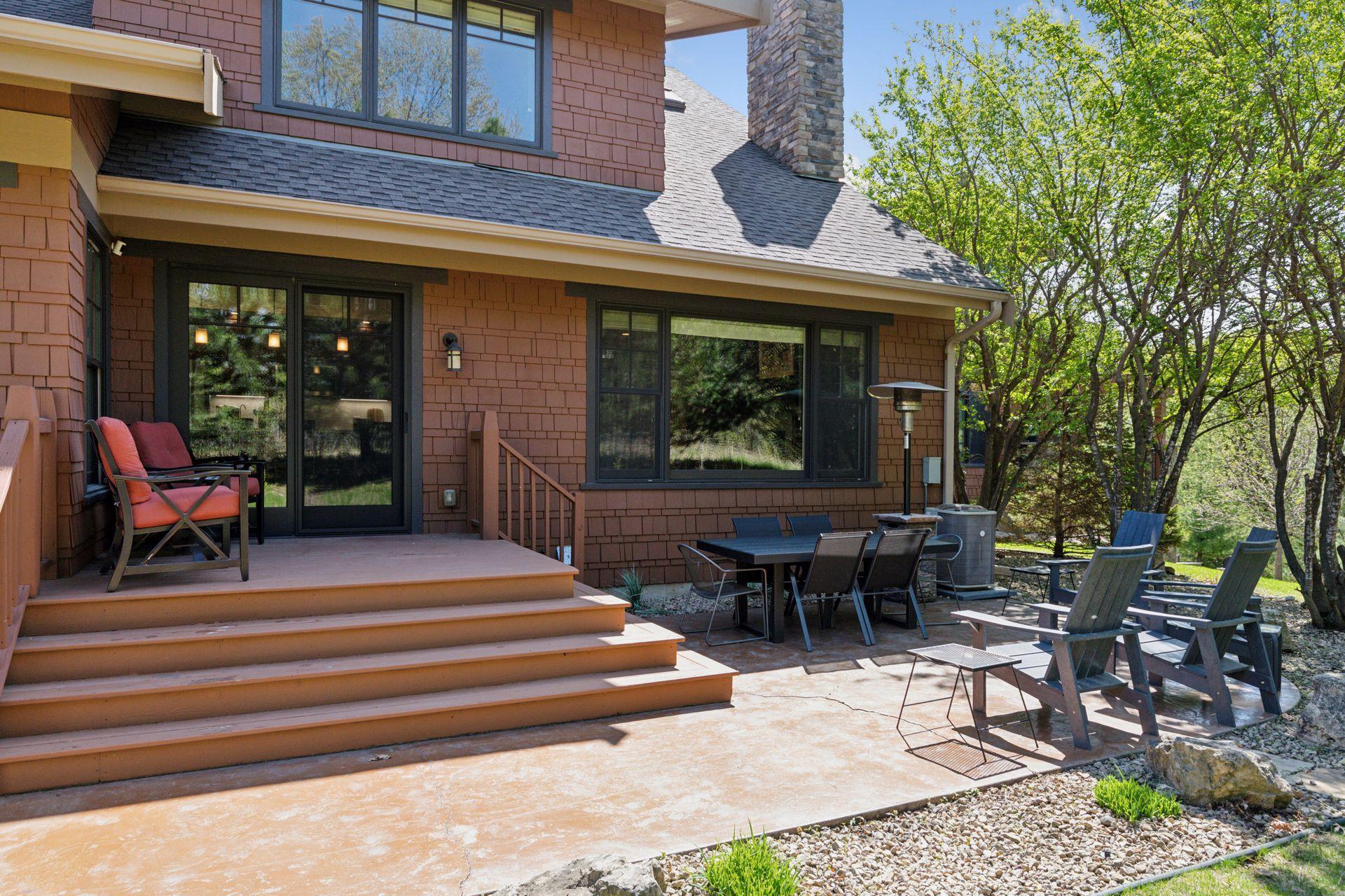 1182 Lexington Ridge Court