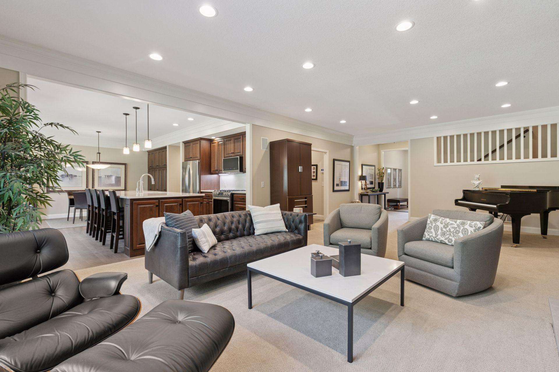 1182 Lexington Ridge Court