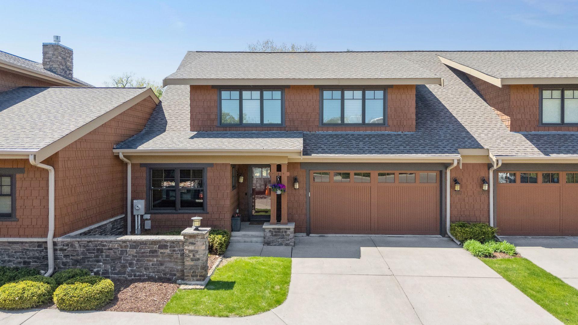 1182 Lexington Ridge Court