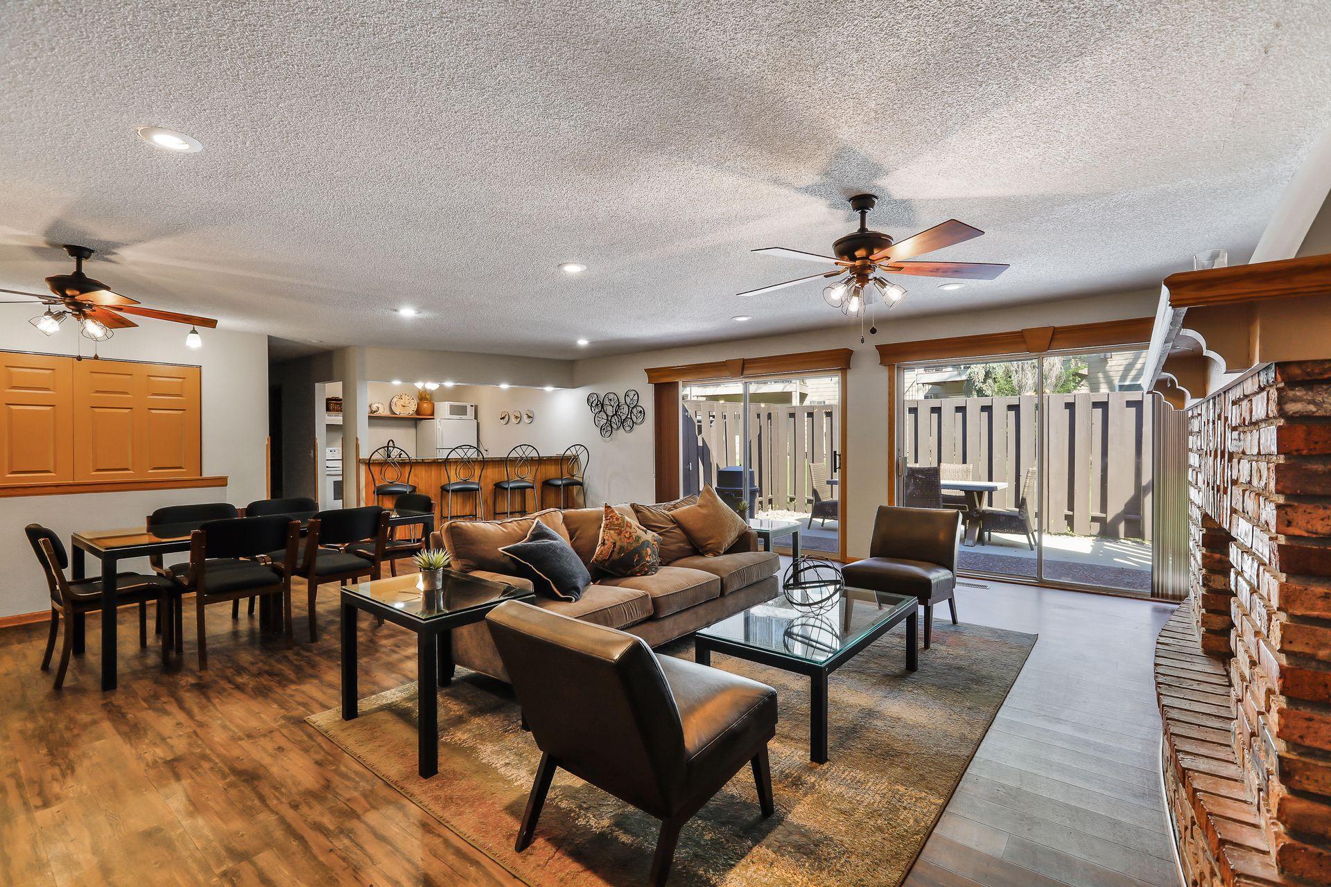 10301 Cedar Lake Road Unit: 202