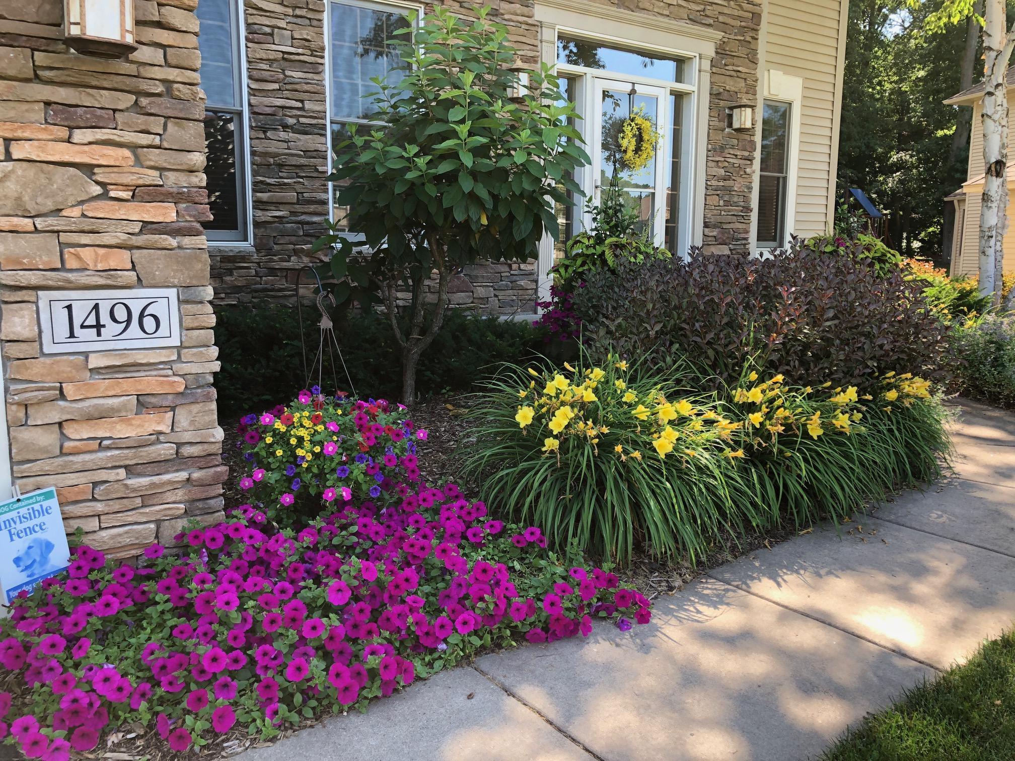 1496 Pinetree Trail