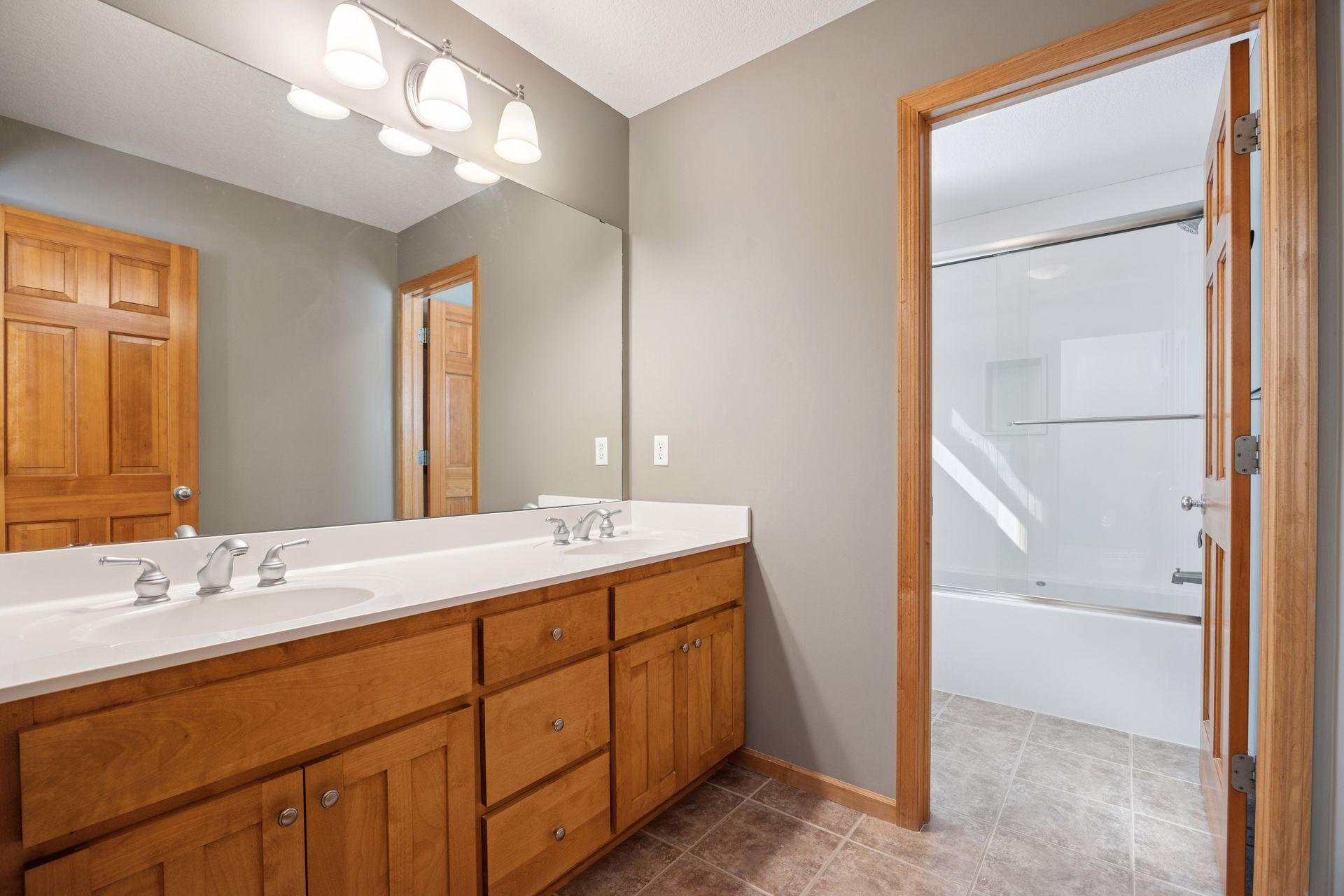 1496 Pinetree Trail