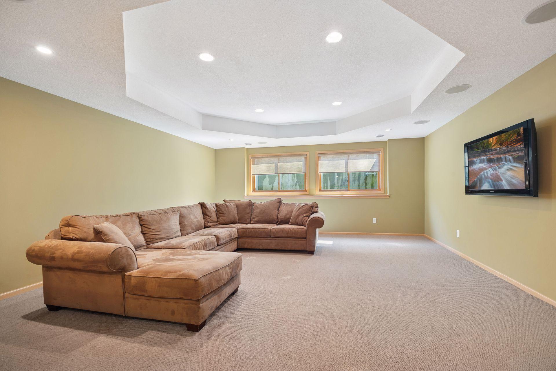 1496 Pinetree Trail
