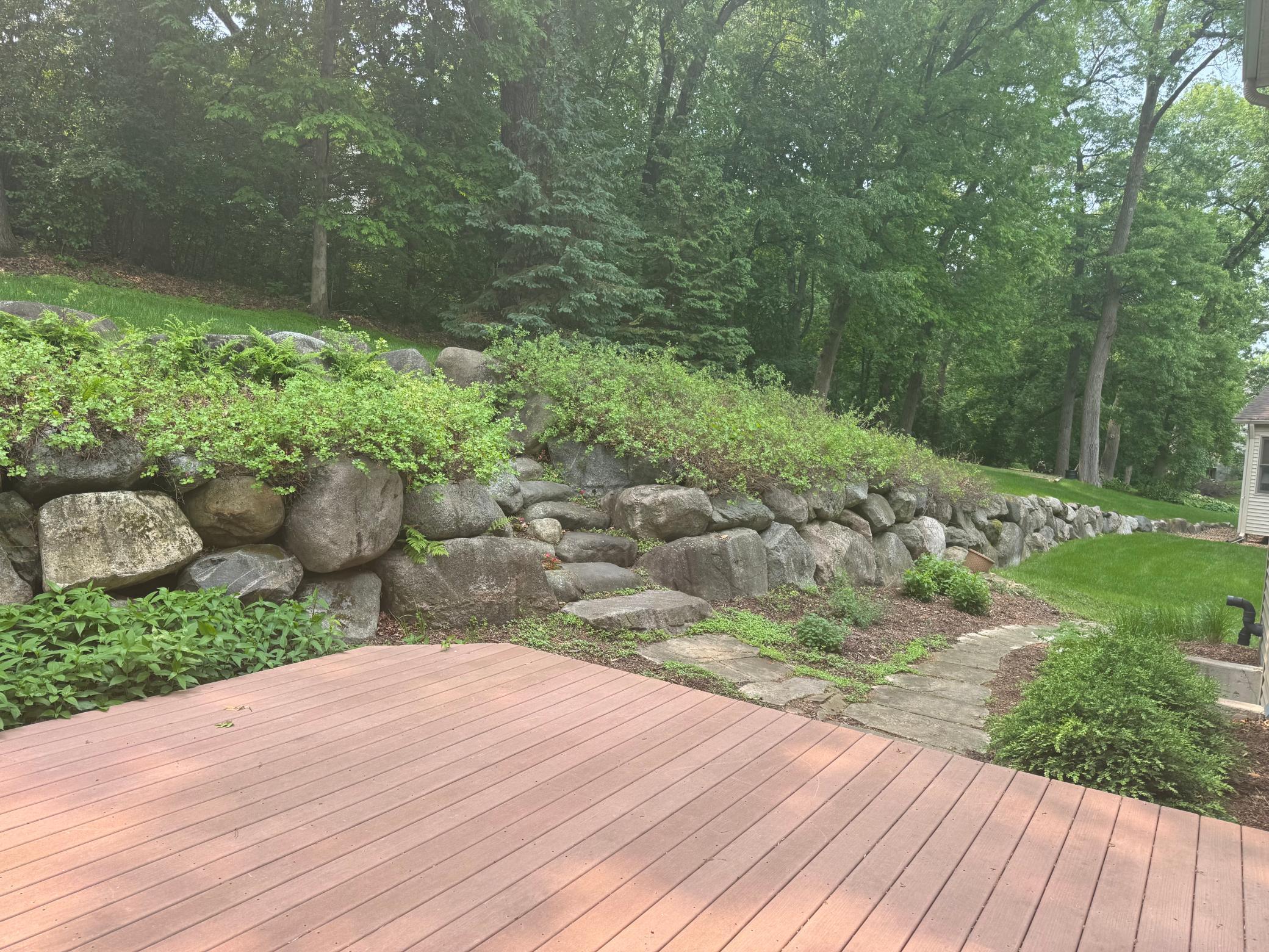 1496 Pinetree Trail