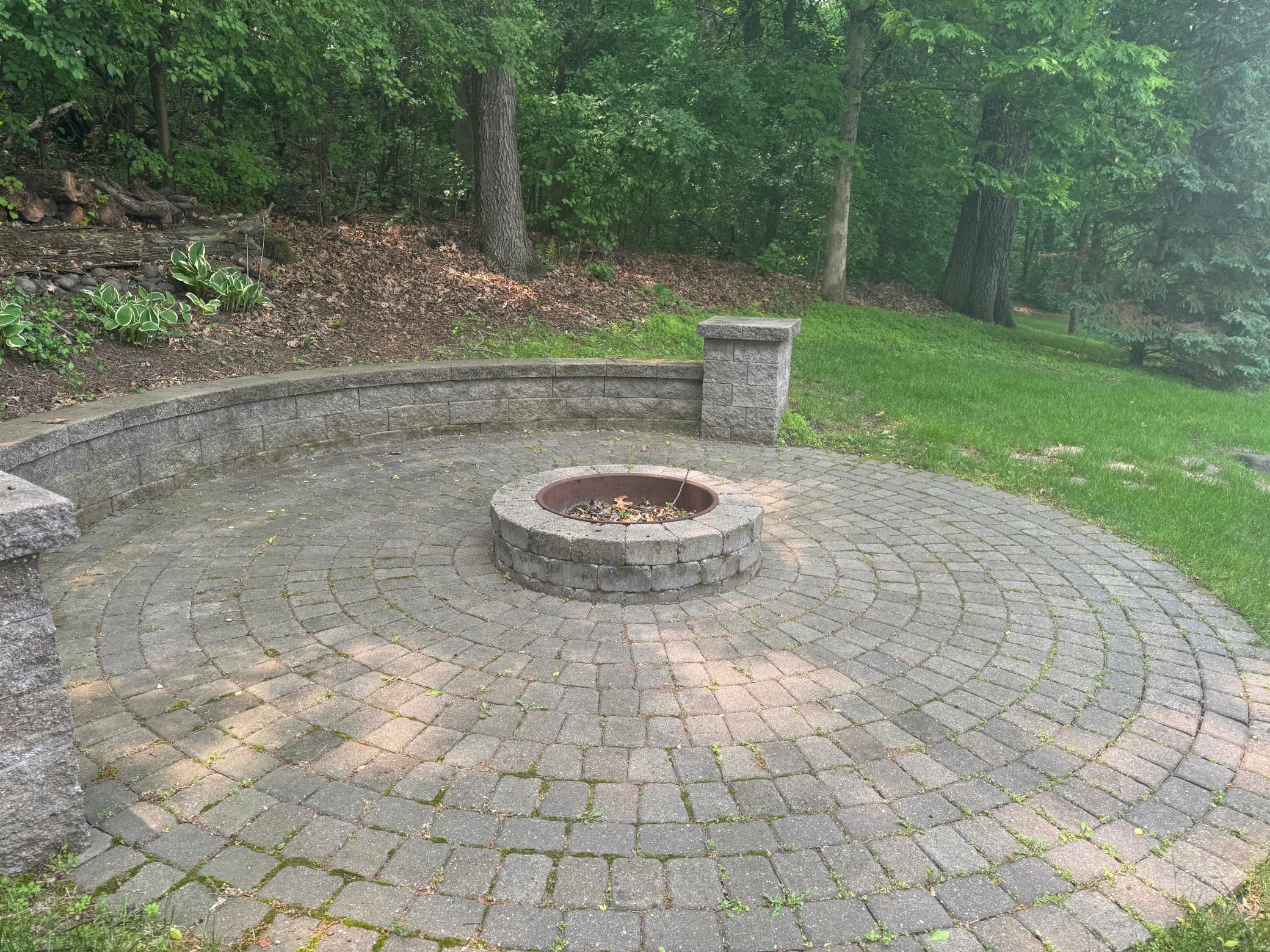 1496 Pinetree Trail