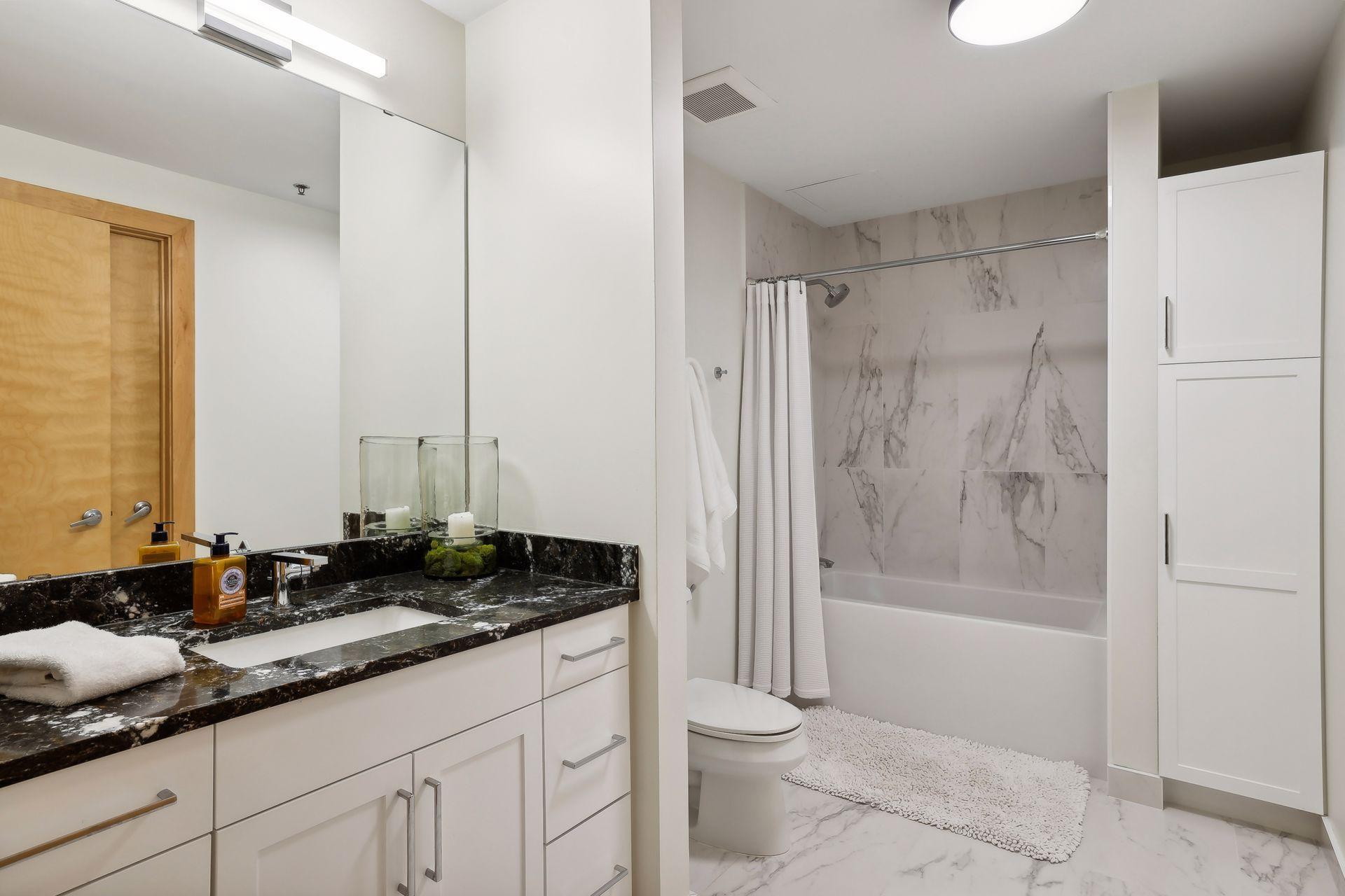 401 N 2nd Street Unit: 208