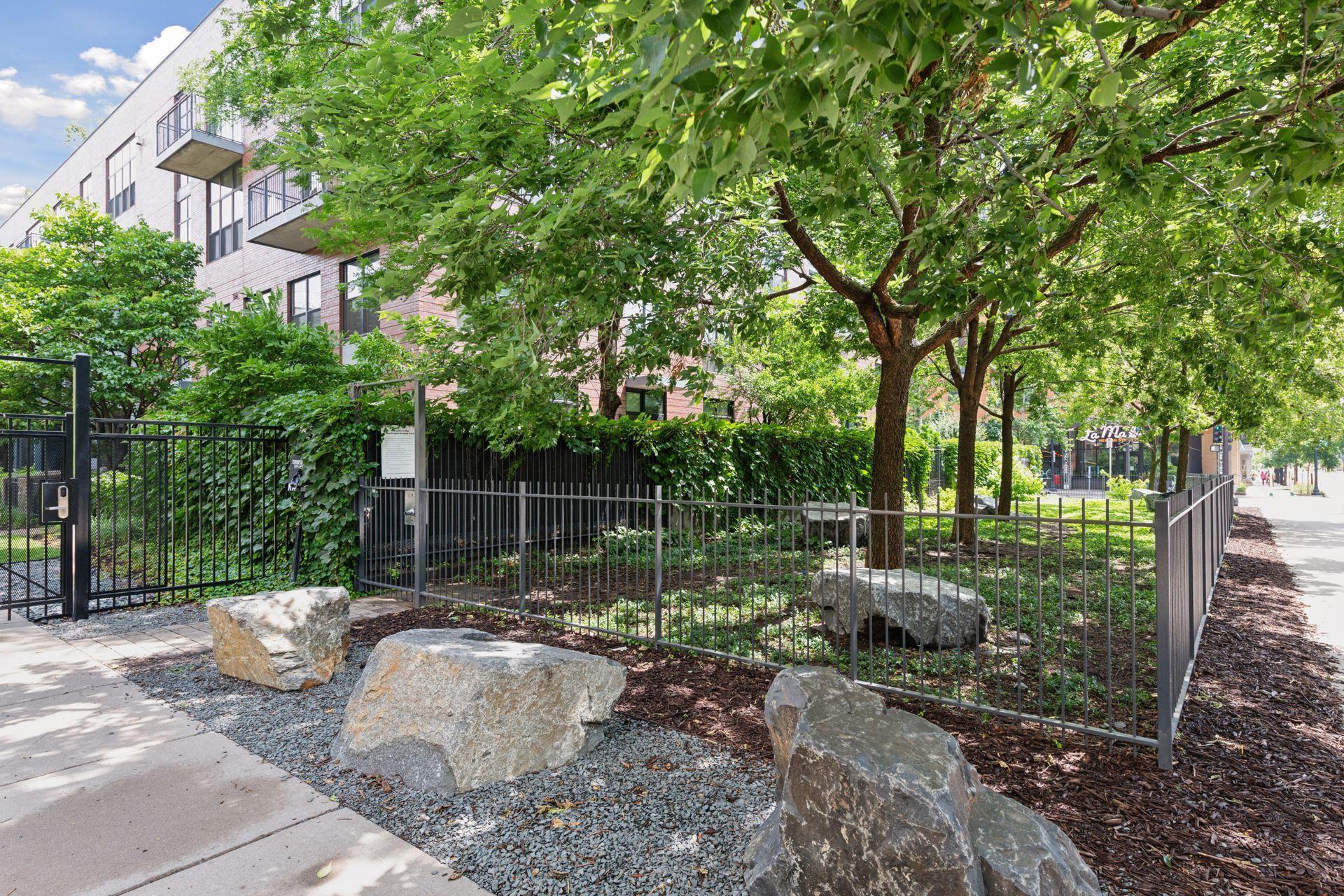 200 Park Avenue Unit: 303