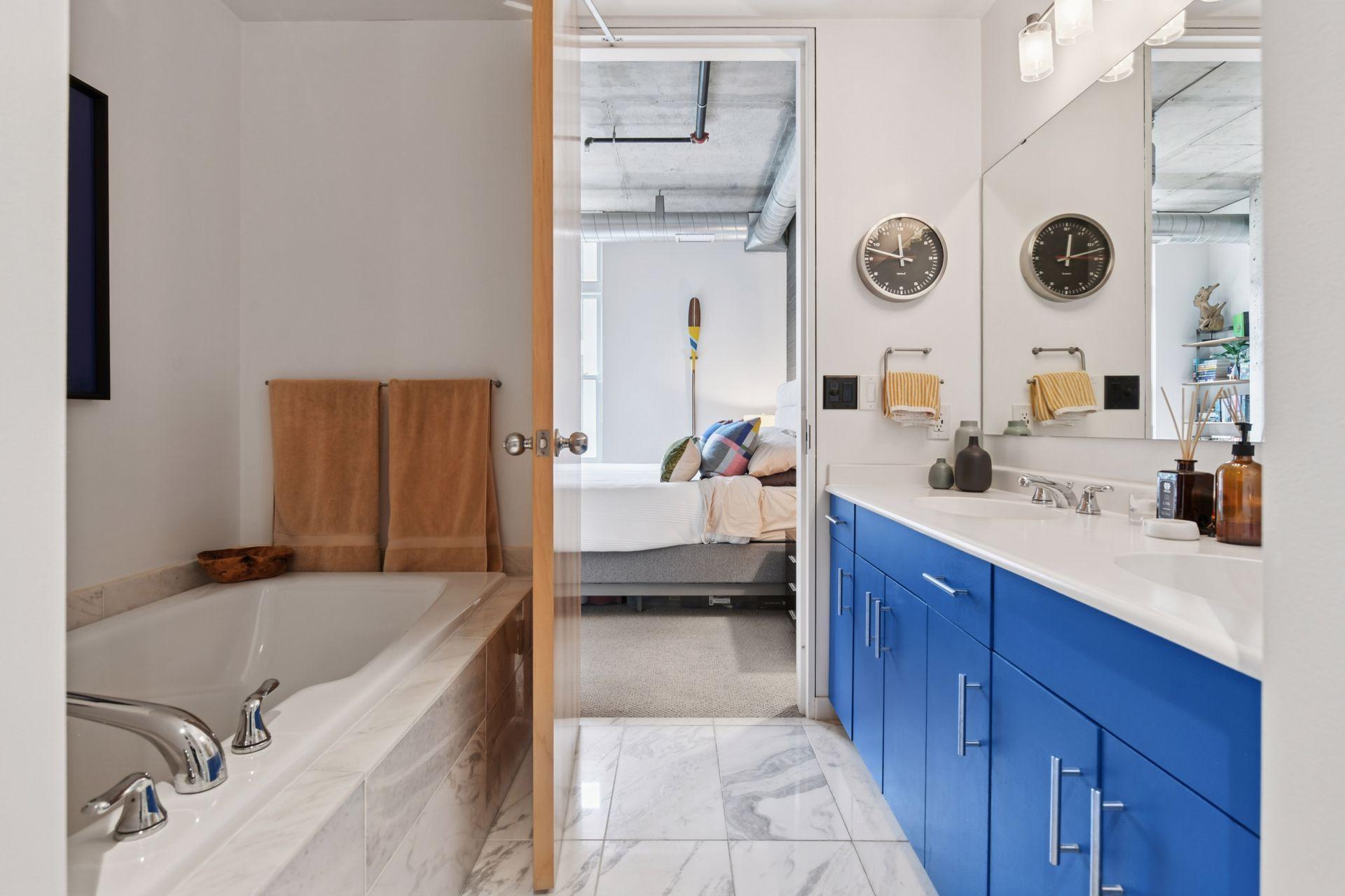 200 Park Avenue Unit: 303
