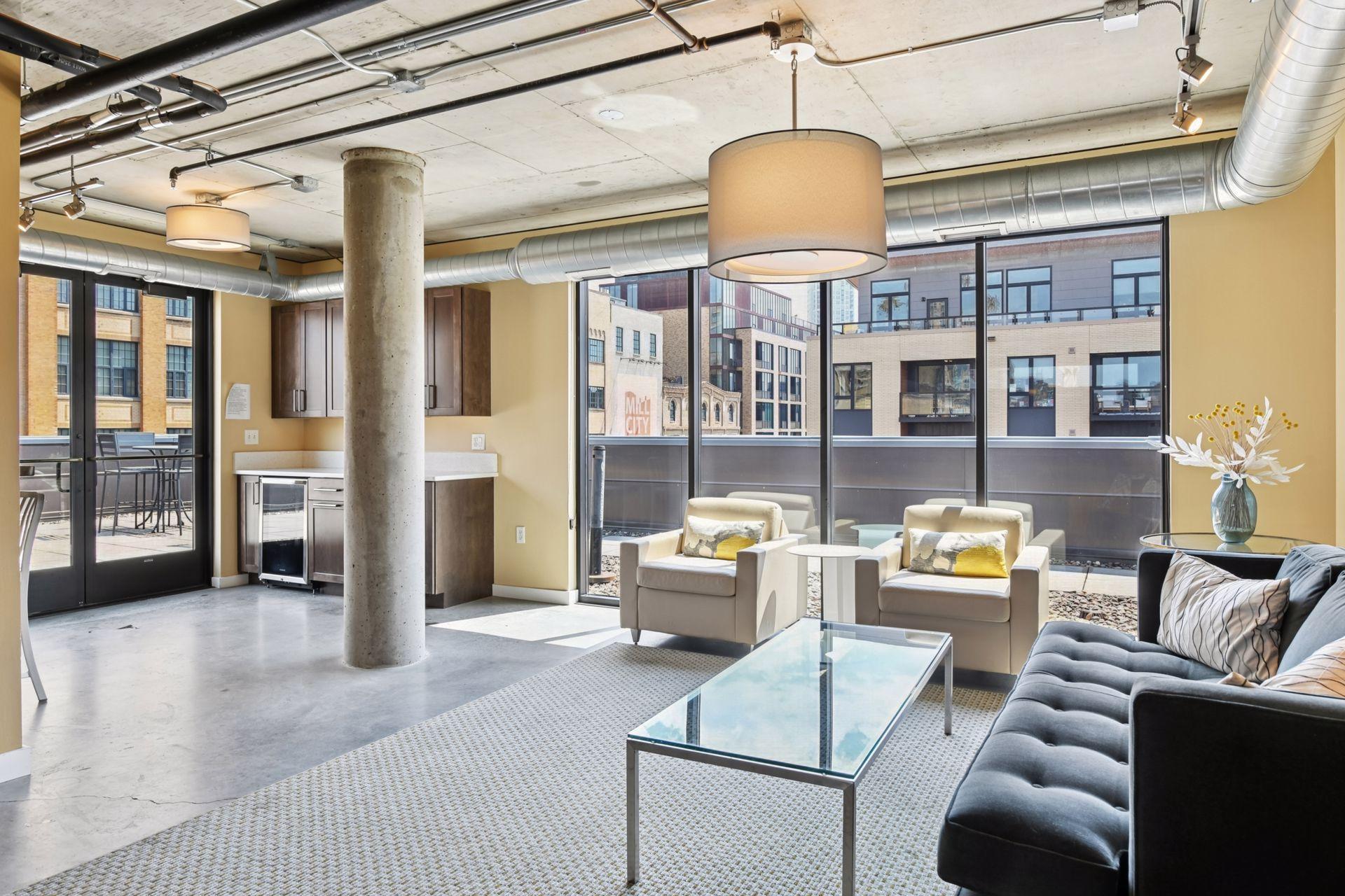 200 Park Avenue Unit: 303