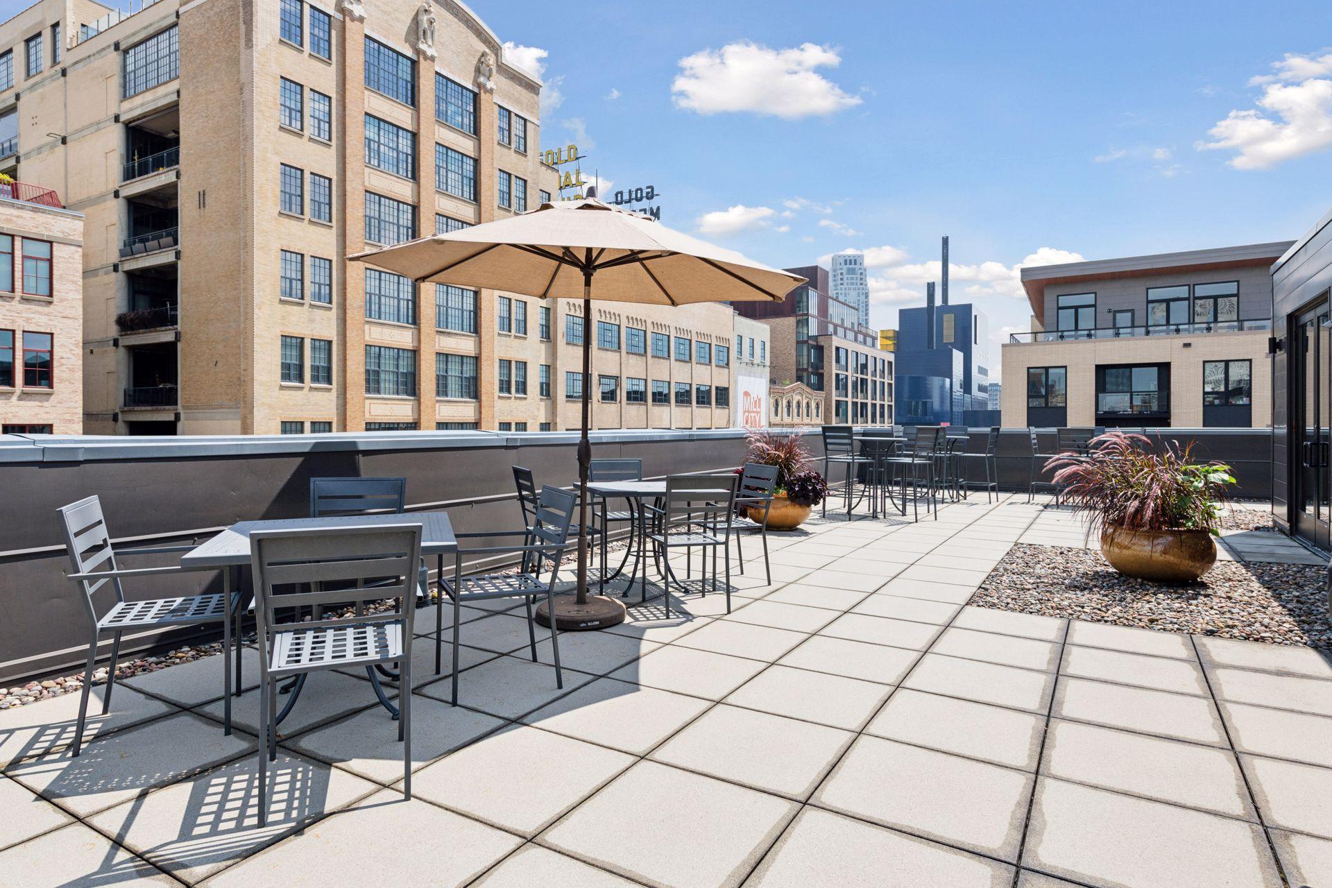 200 Park Avenue Unit: 303