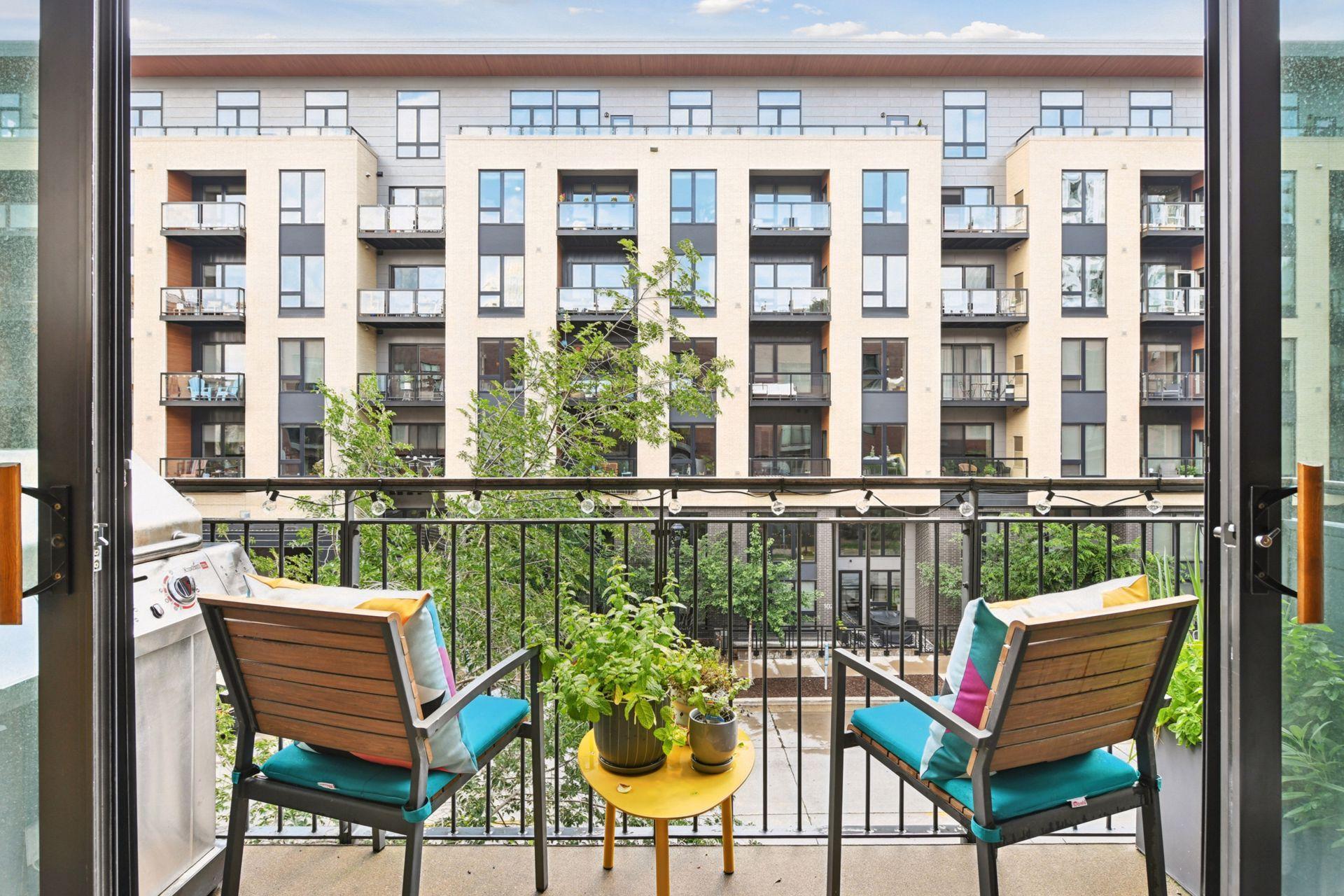 200 Park Avenue Unit: 303