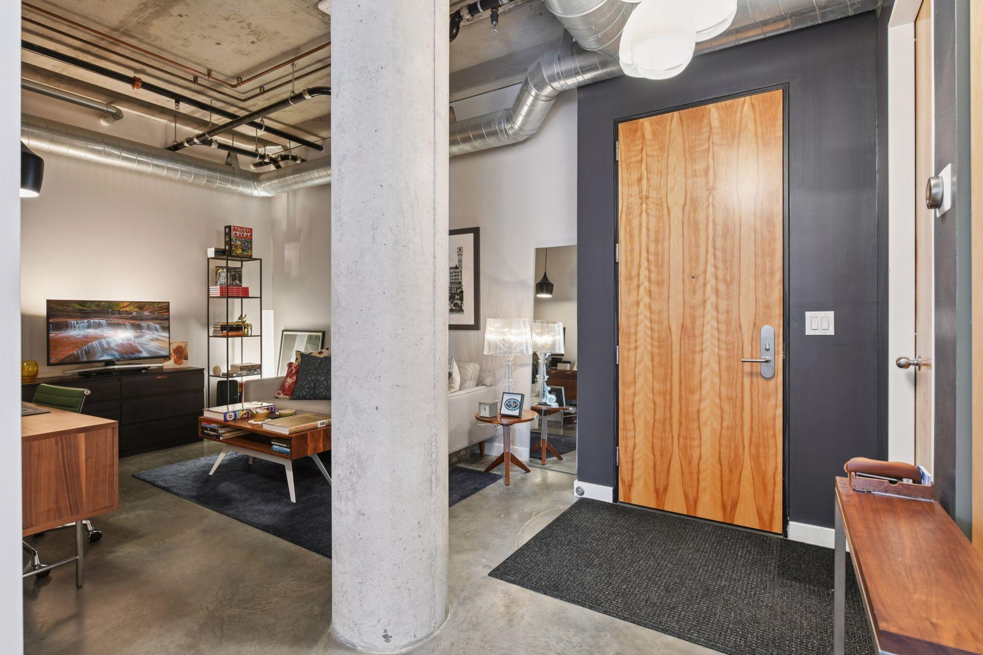200 Park Avenue Unit: 303