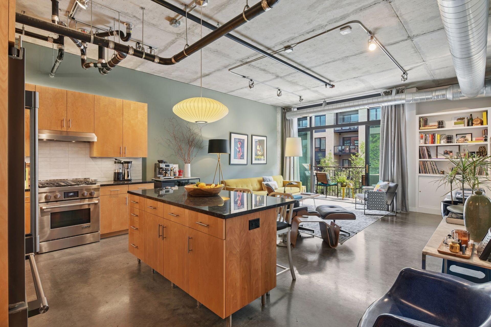 200 Park Avenue Unit: 303