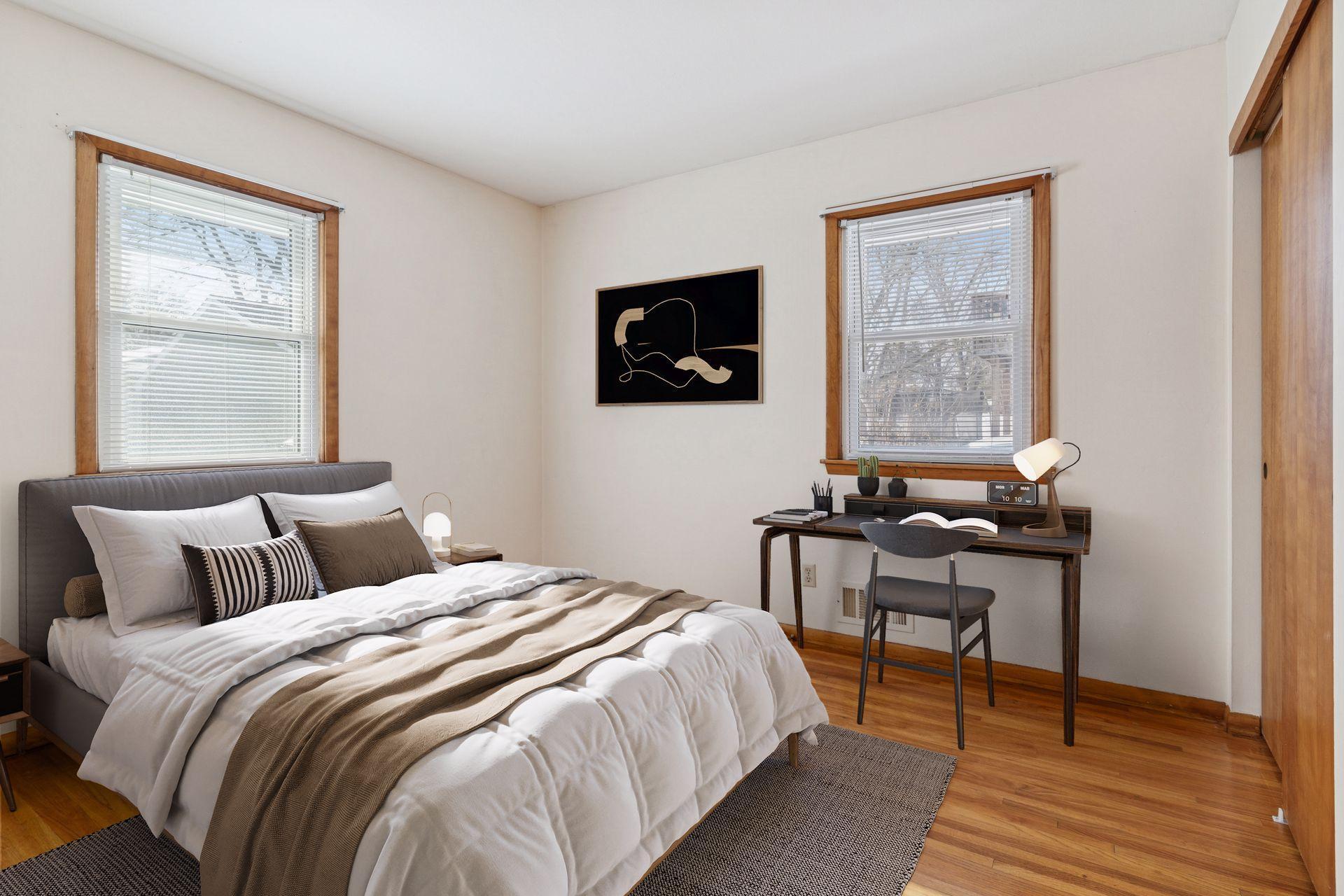 1214 43 1/2 Avenue NE