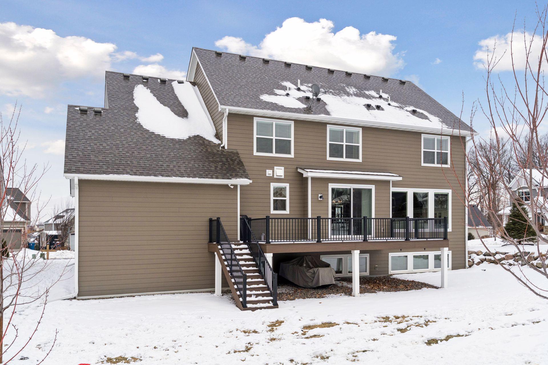 5855 Zanzibar Lane N