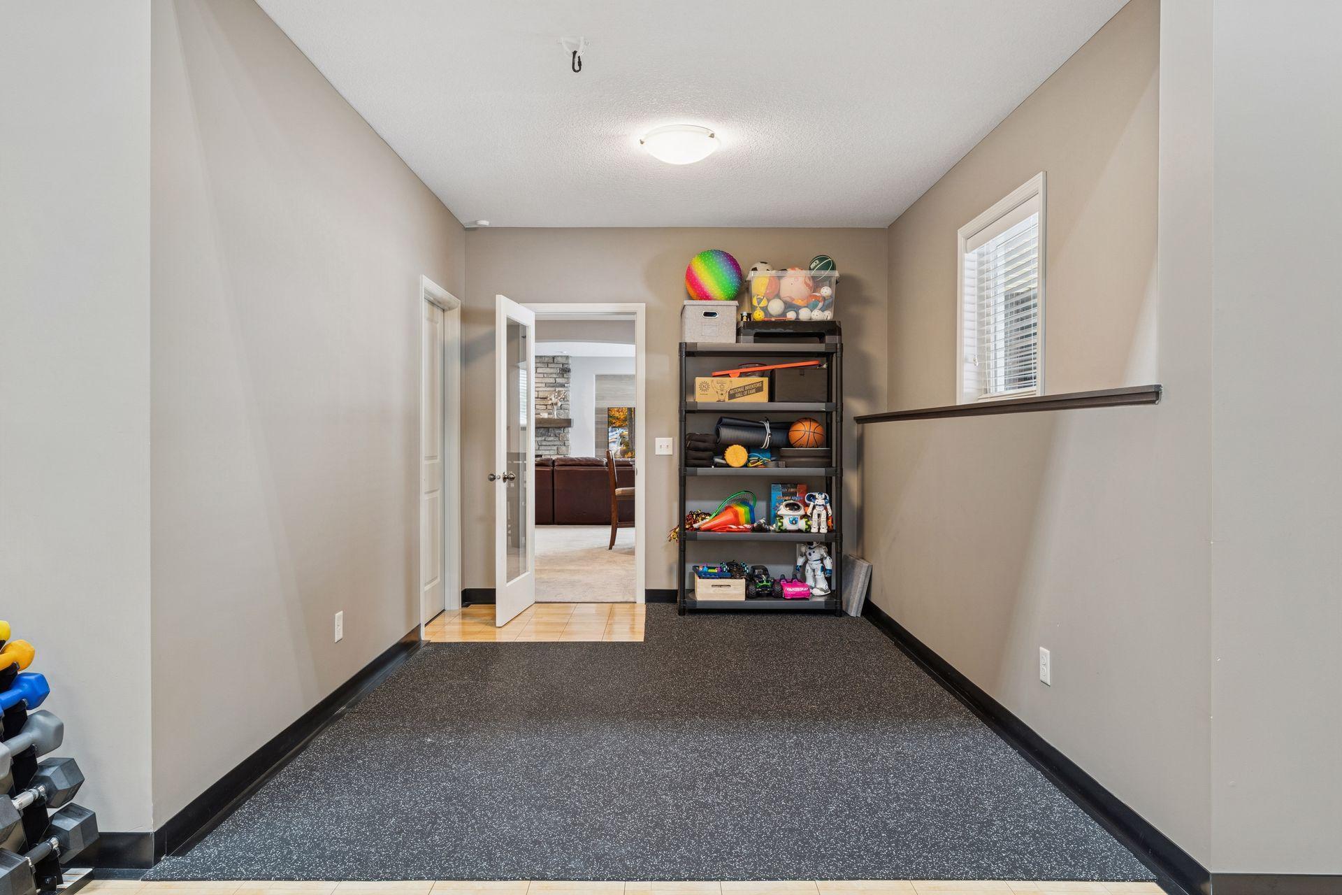 5855 Zanzibar Lane N