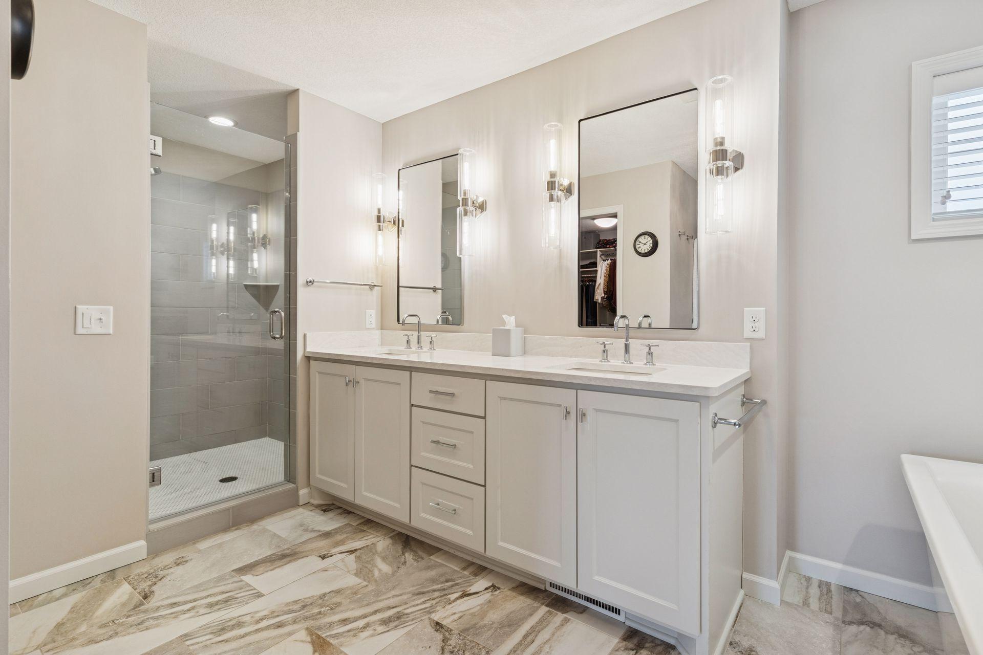 5855 Zanzibar Lane N