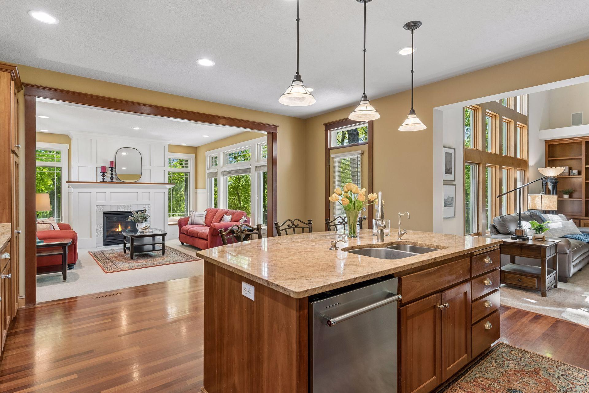 3716 Falcon Way