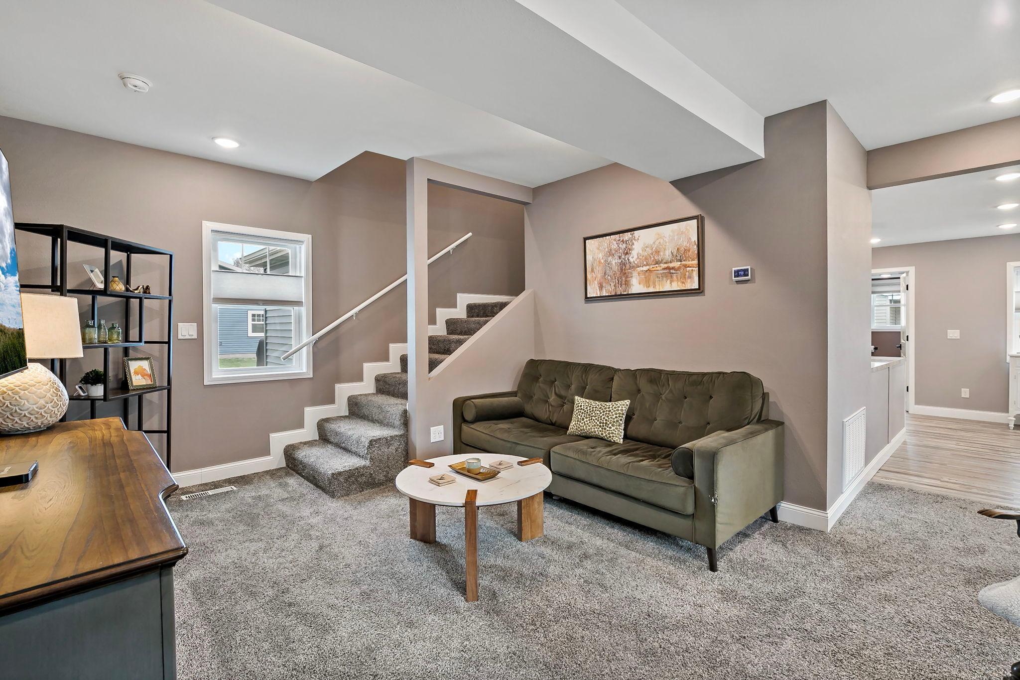 431 Main Street S