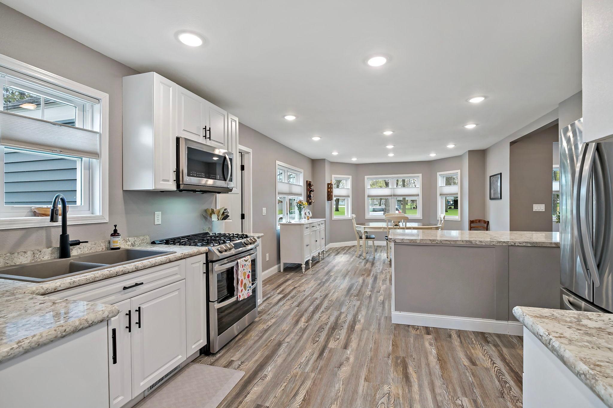 431 Main Street S