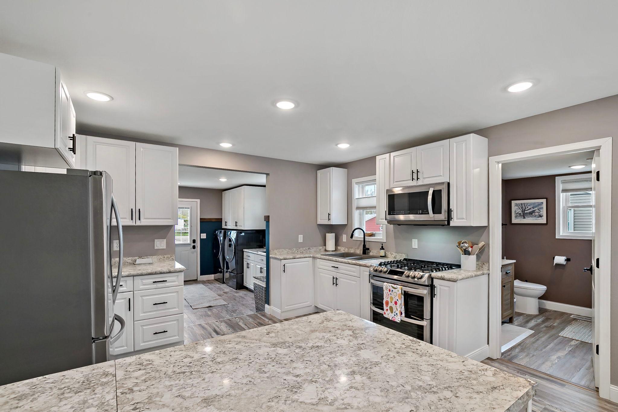 431 Main Street S