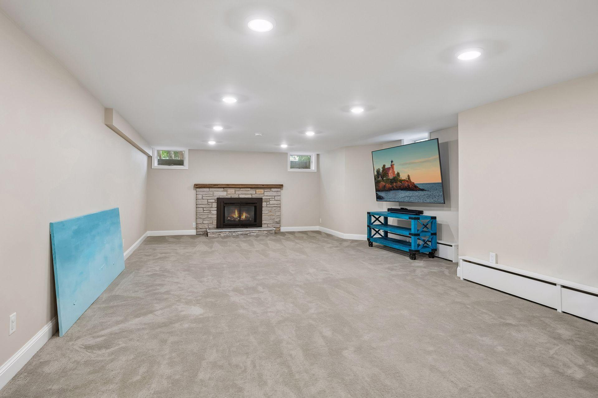 4808 Woodhill Way