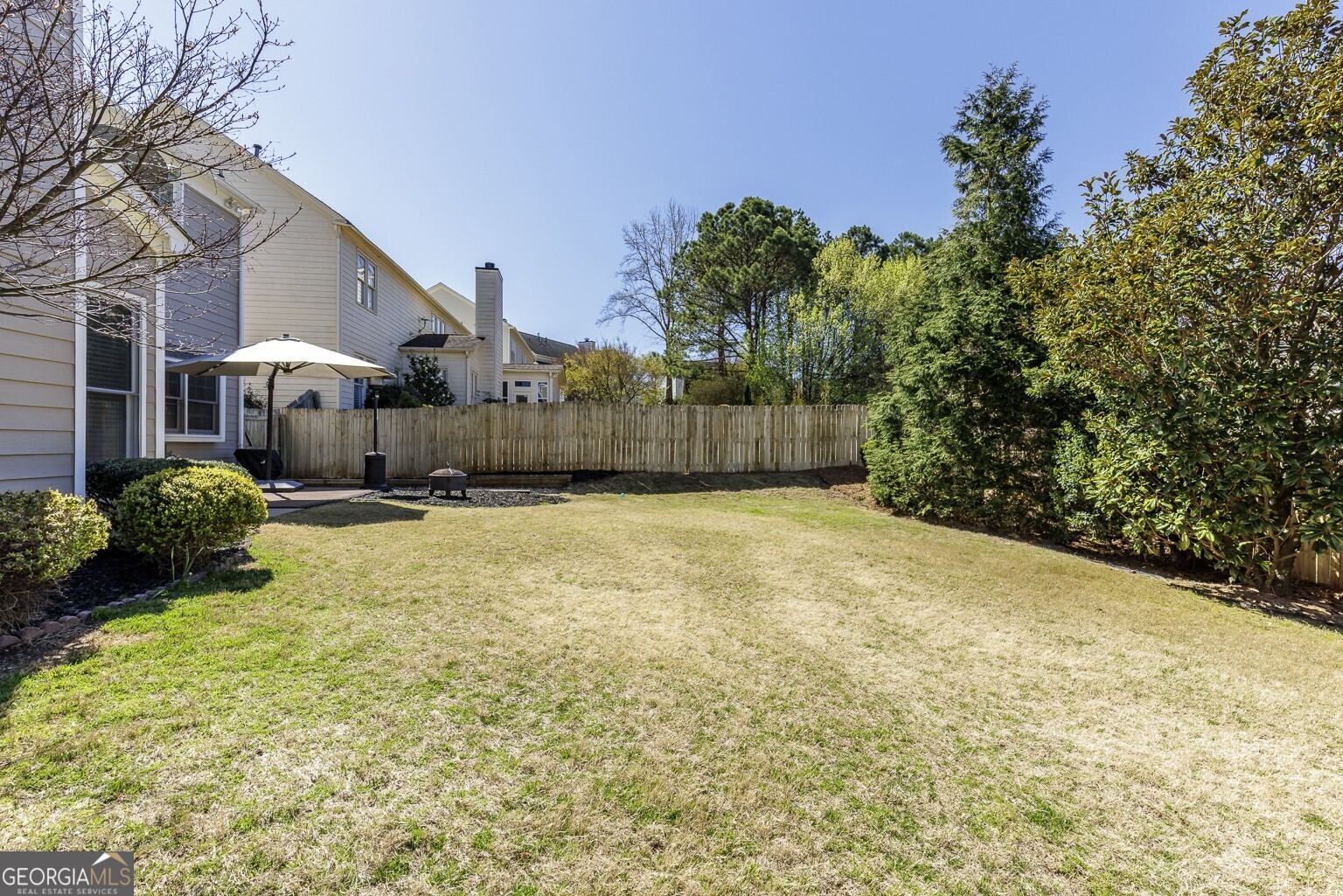 5446 Oxford Chase Way