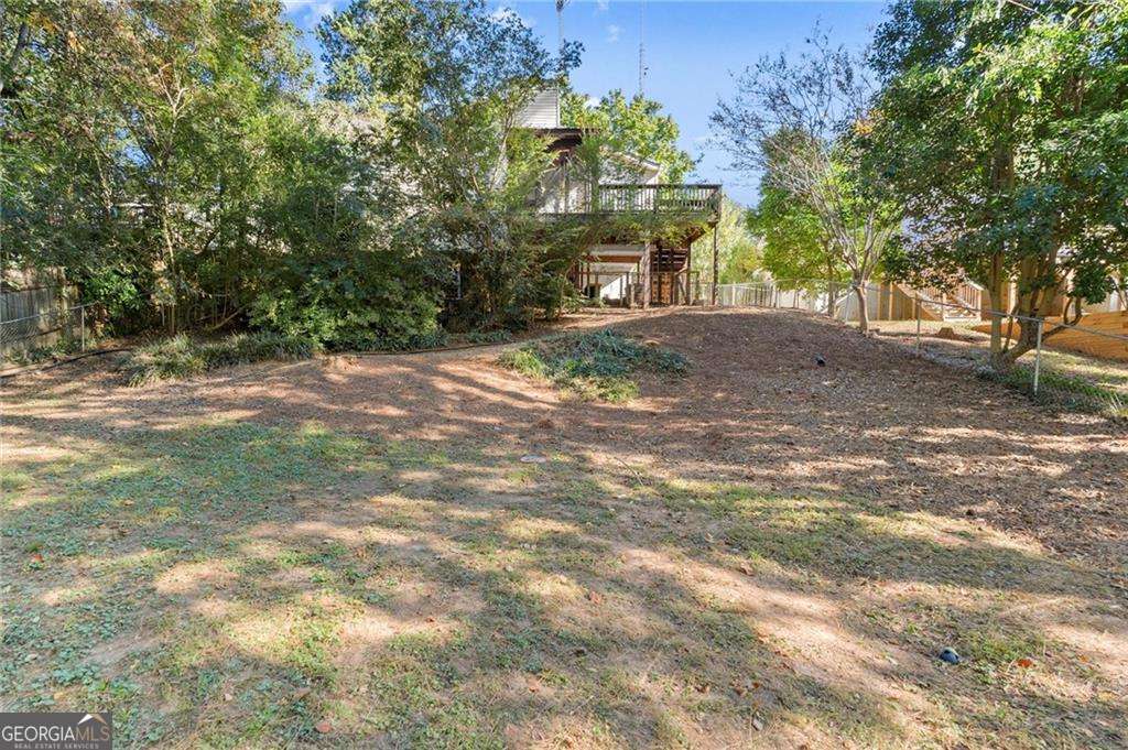 1054 Vista Trail NE, Atlanta