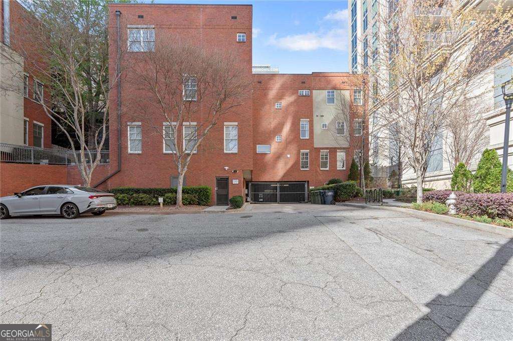 199 12th Street NE # 5