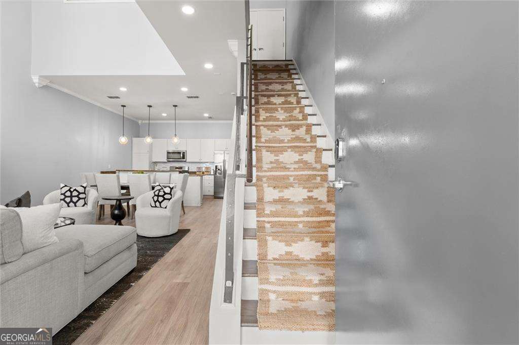 199 12th Street NE # 5