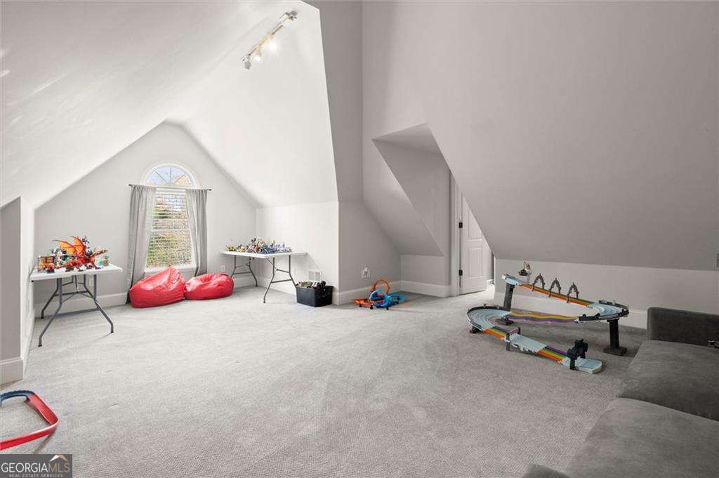 1816 Bishops Green Drive