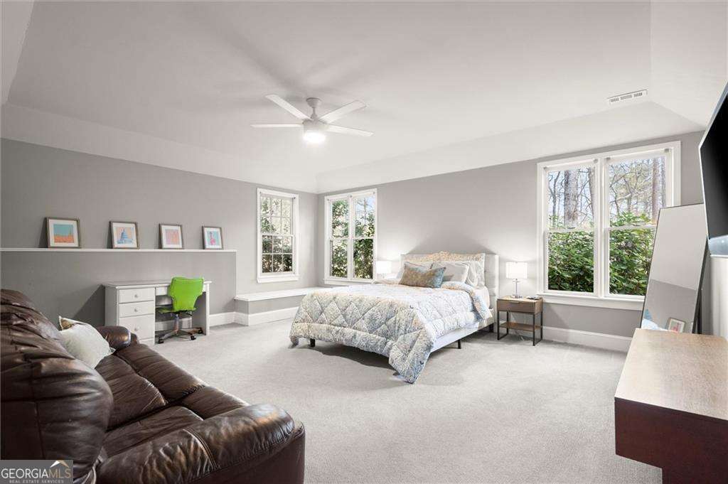 1816 Bishops Green Drive