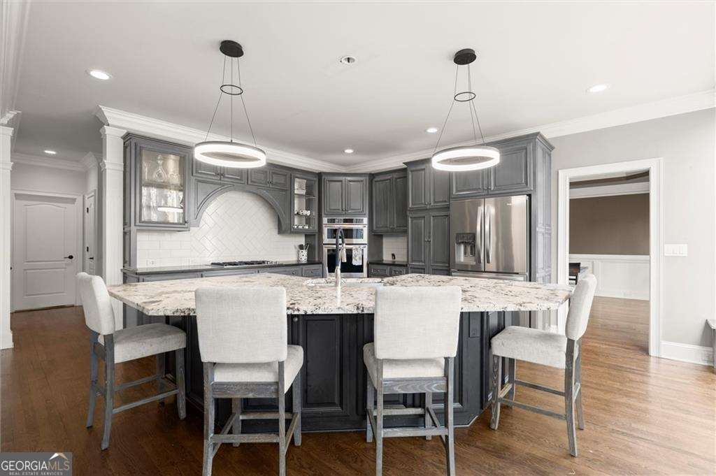 1816 Bishops Green Drive