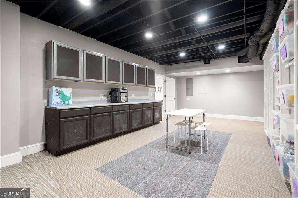 1816 Bishops Green Drive