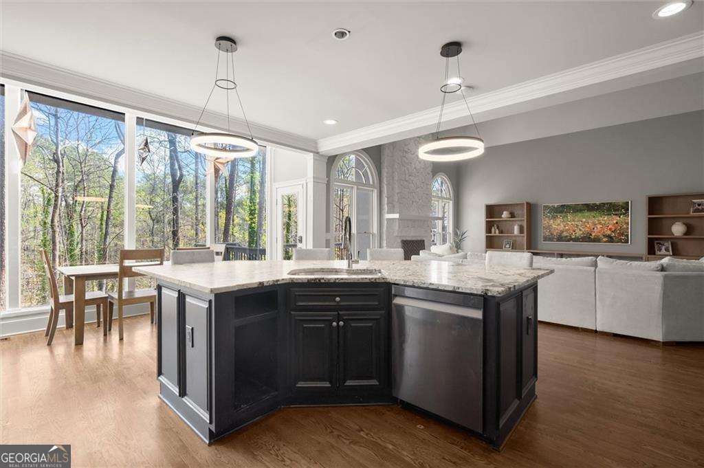 1816 Bishops Green Drive