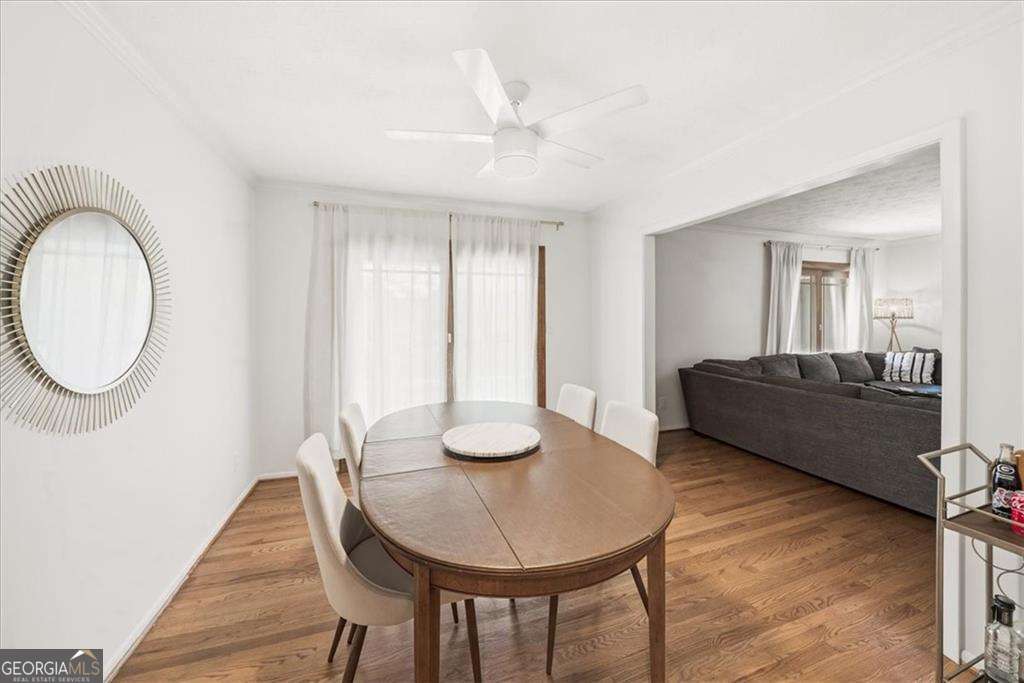 1700 Woodcliff Way NE