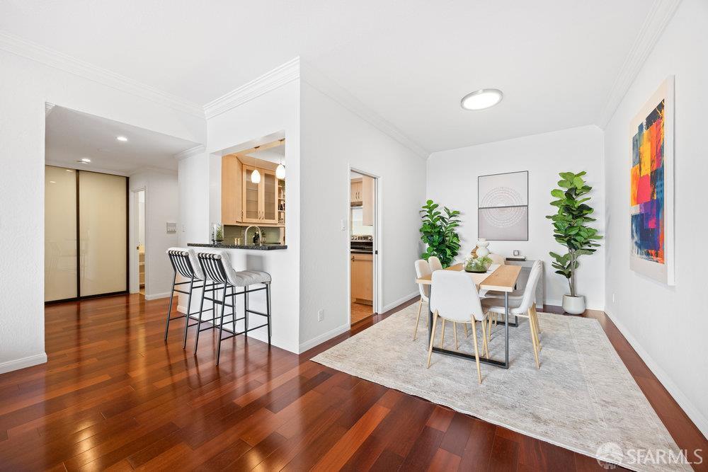 945 Corbett Avenue # 206