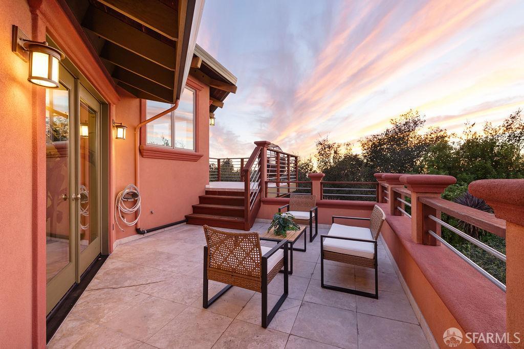 8727 Skyline Boulevard