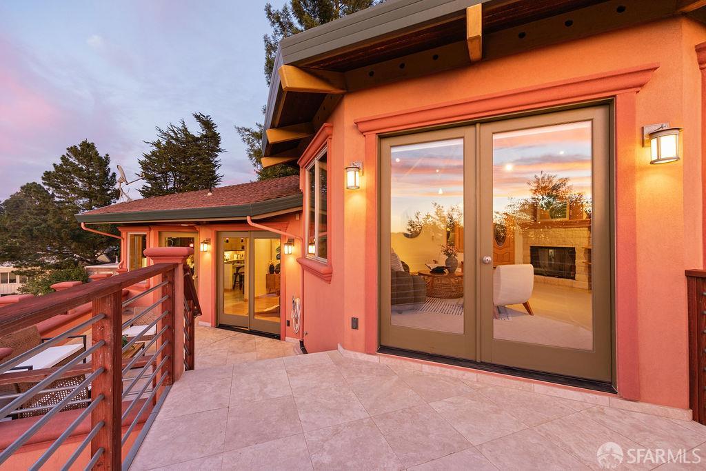 8727 Skyline Boulevard